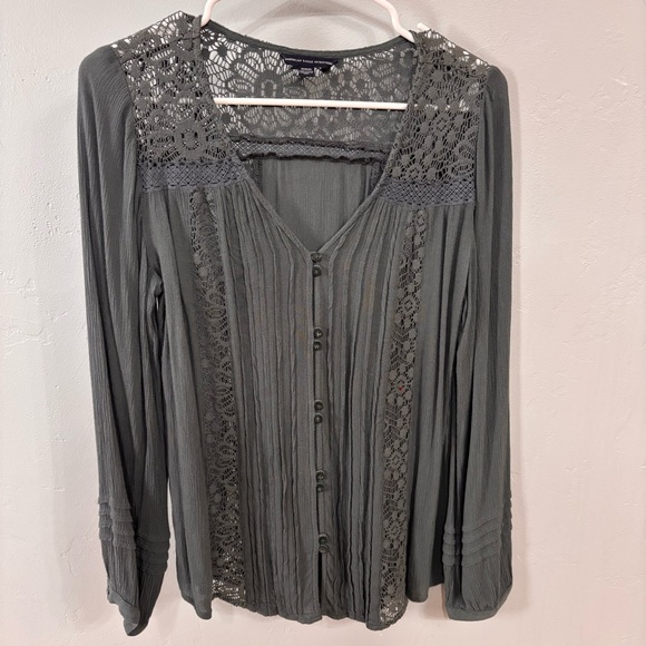 American Eagle Outfitters Tops - American Eagle Outfitters Charcoal Lace Boho Blouse Sz M EUC